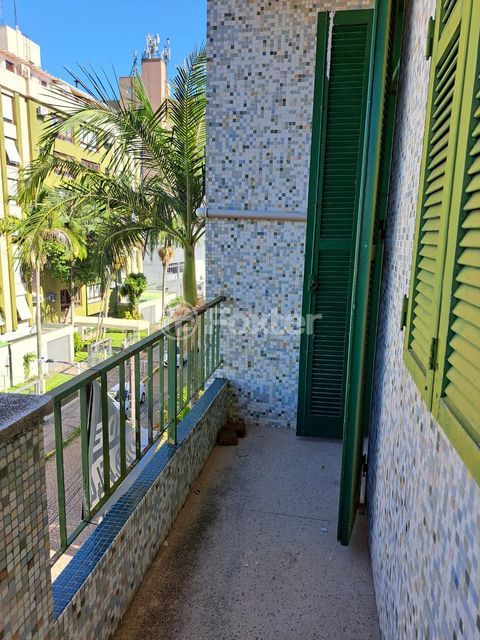 Image 8 - 857833