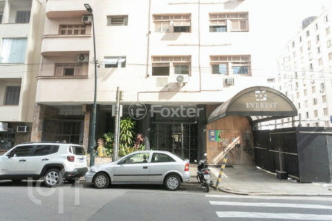 Image 3 - 857871