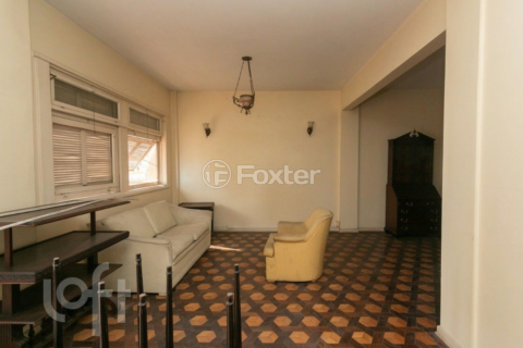 Image 7 - 857871