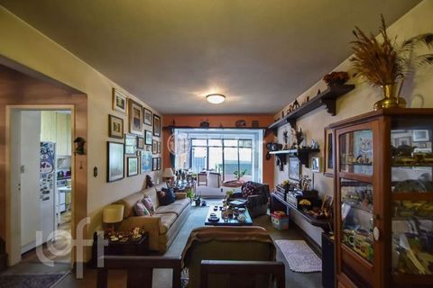 Image 3 - 857876