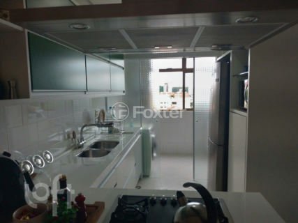 Image 7 - 857877