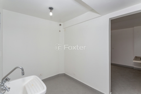Image 34 - 857895