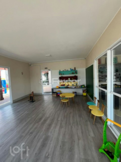 Image 11 - 857912