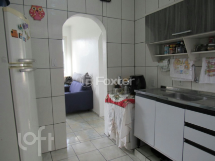 Image 6 - 858004