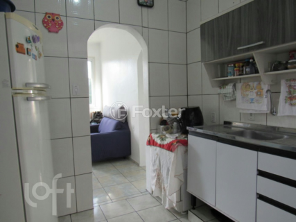 Image 8 - 858004