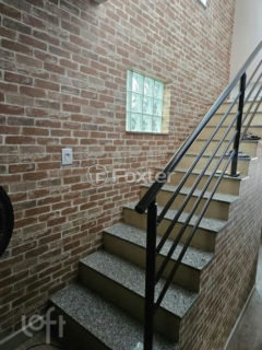 Image 3 - 858024