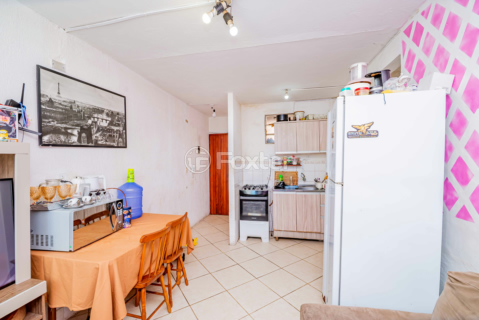 Image 3 - 858051