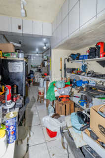 Image 32 - 858053