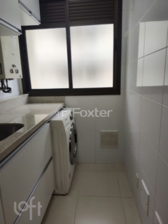 Image 9 - 858082