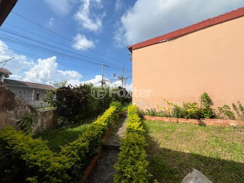 Image 8 - 858086