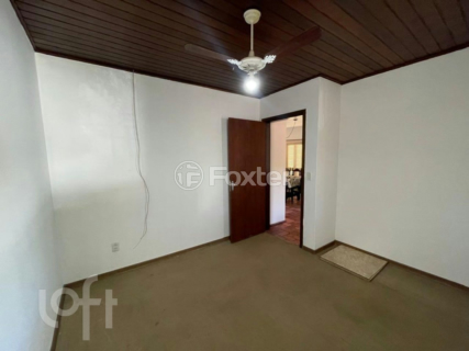 Image 3 - 858157