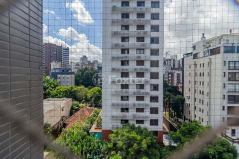 Image 19 - 858167
