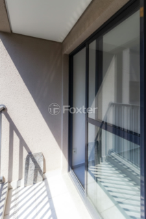 Image 6 - 858184