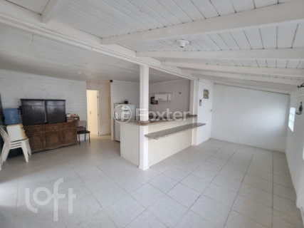 Image 4 - 858362
