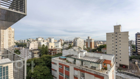 Image 10 - 858482