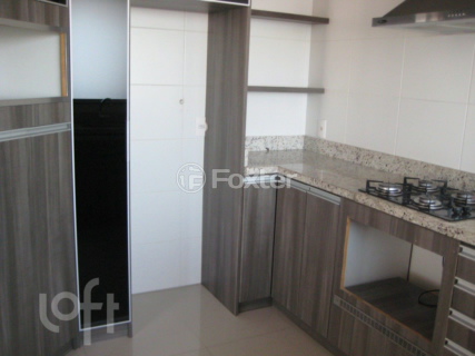 Image 7 - 858498