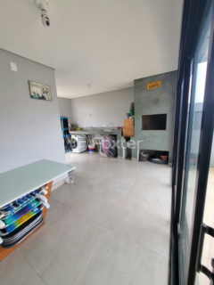 Image 22 - 858603