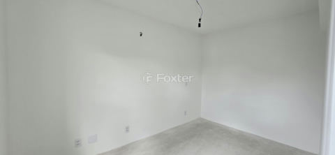 Image 7 - 858630