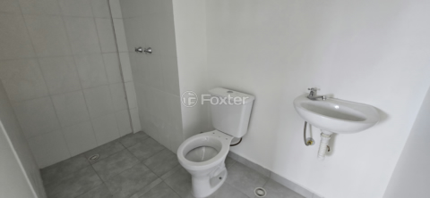 Image 8 - 858632