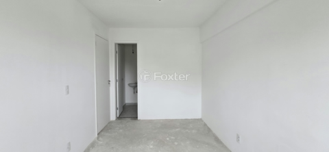 Image 8 - 858639