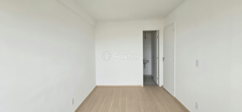 Image 6 - 858641