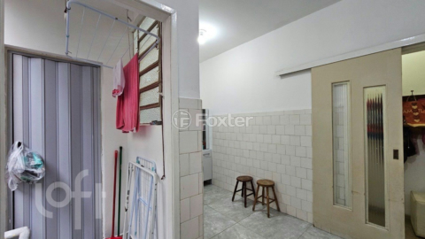 Image 7 - 858652