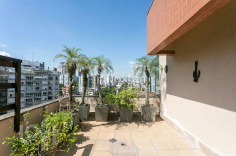 Image 3 - 858699