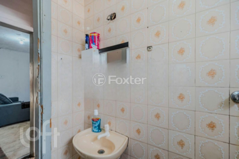 Image 6 - 858758