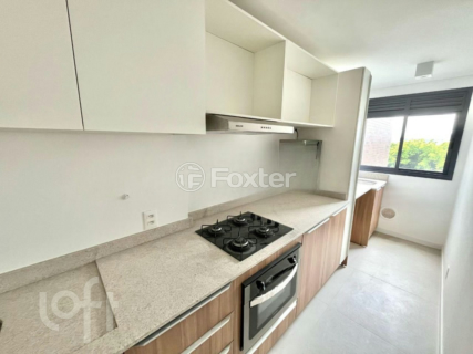 Image 7 - 858892
