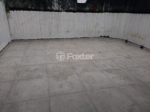 Image 4 - 858947