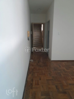 Image 6 - 859371
