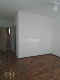 Image 7 - 859371