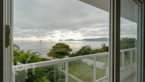 Image 36 - 859401