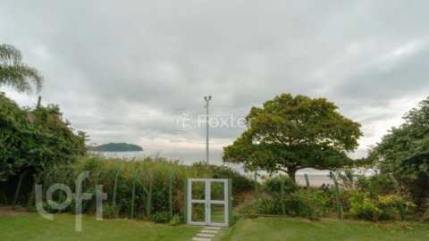 Image 30 - 859401