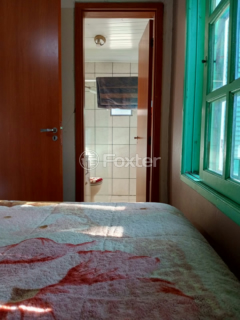Image 4 - 859476