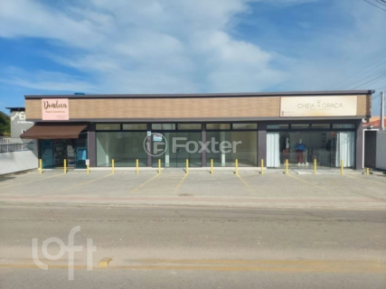 Image 7 - 859544