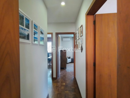 Image 8 - 859564