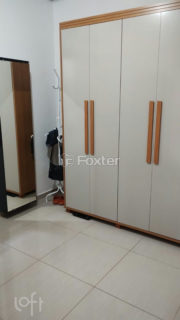 Image 8 - 859595