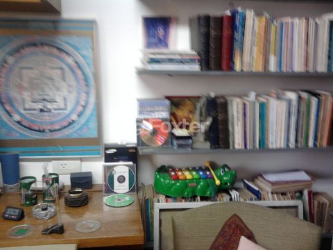 Image 3 - 859717