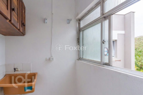 Image 4 - 859735