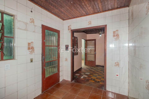 Image 34 - 859805