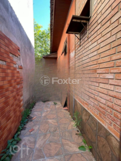 Image 11 - 859936
