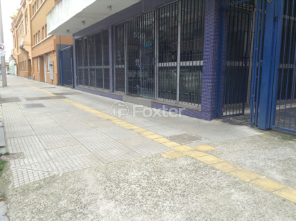 Image 4 - 859991