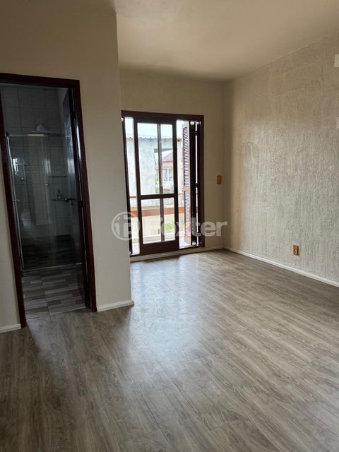 Image 7 - 860001