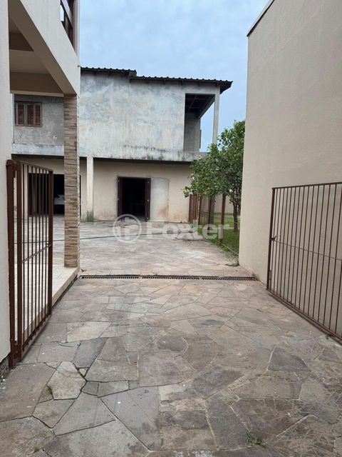 Image 2 - 860001