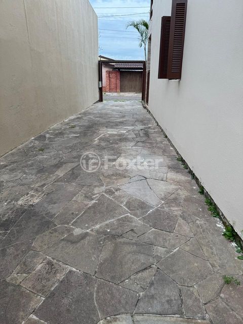 Image 11 - 860001