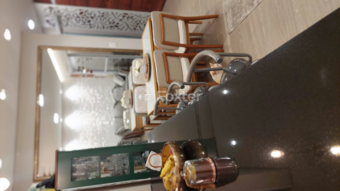 Image 3 - 860306