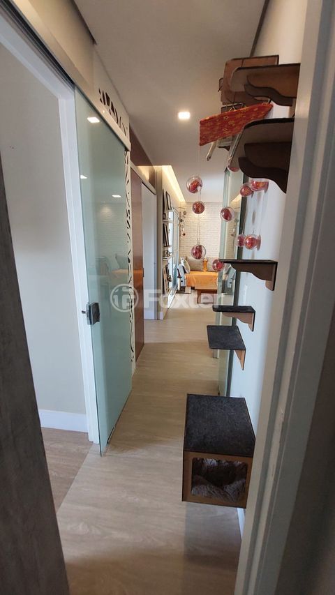 Image 6 - 860317