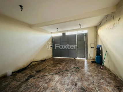 Image 7 - 860556