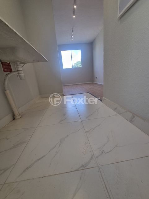 Image 7 - 860697